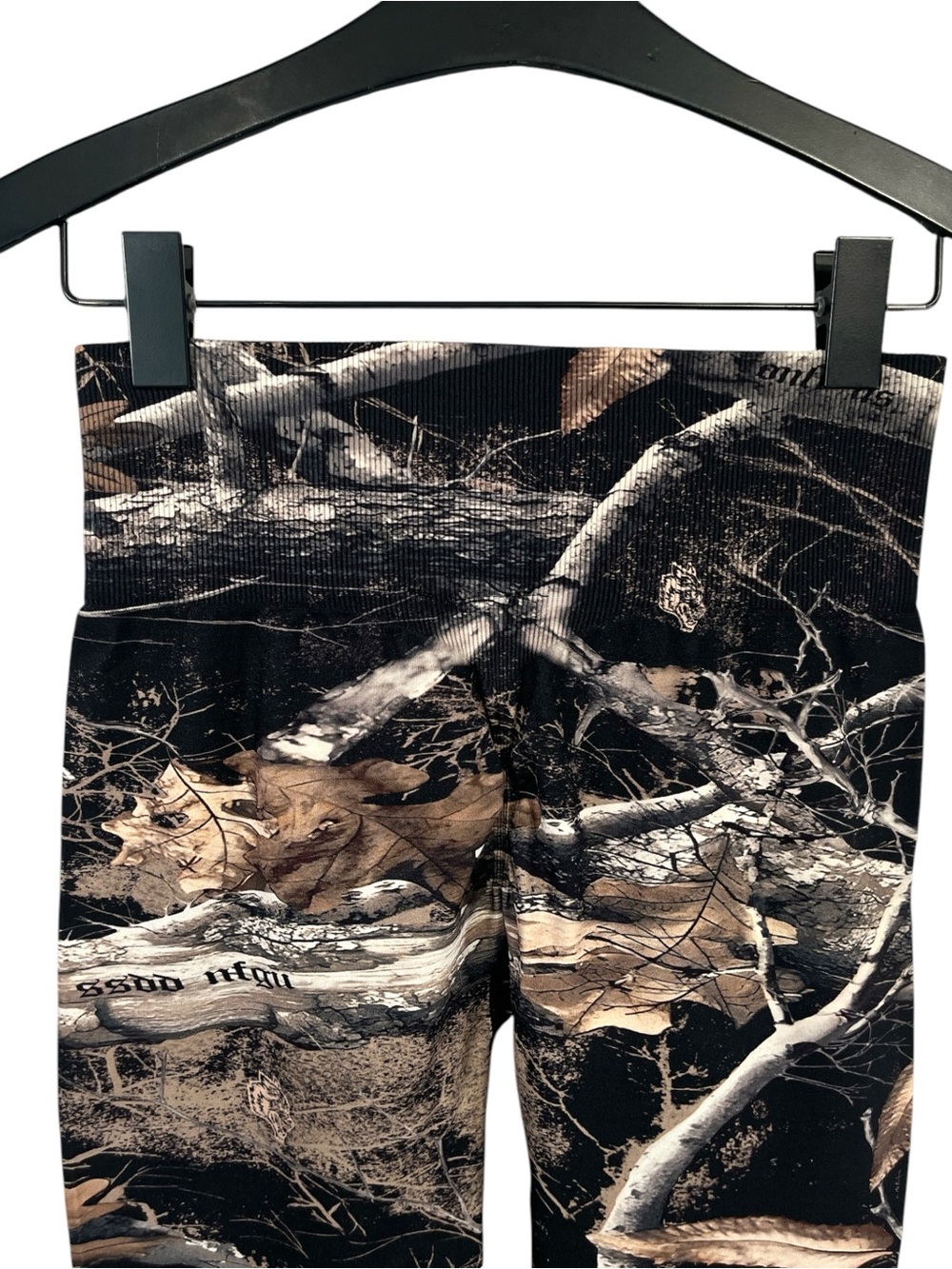 NWT Darc Sport SHE Everson Seamless Scrunch Legging size M in Woodland Camo - Picture 9 of 9